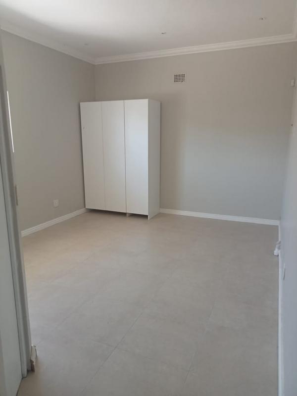 To Let 4 Bedroom Property for Rent in Goodwood Central Western Cape